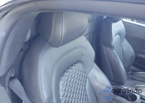 2014 Audi R8 4.2 z USA, uszkodzony, nr VIN WUAWUAFG9EN000133